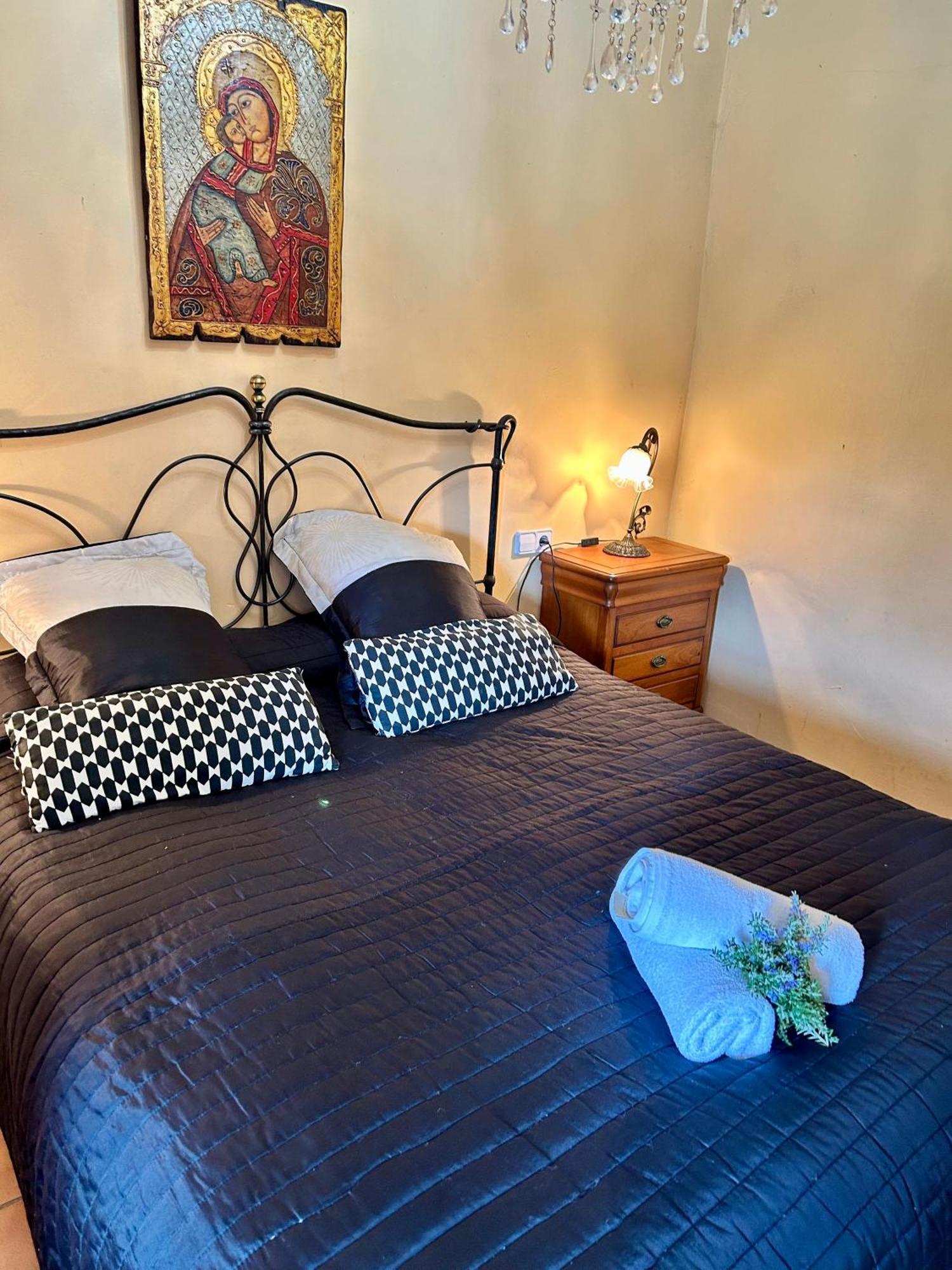 Masia Pau Prat Holiday home Llica d'Amunt